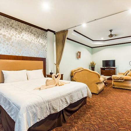 Excellency Apartment Вьентьян Экстерьер фото