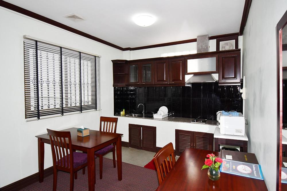 Excellency Apartment Вьентьян Экстерьер фото